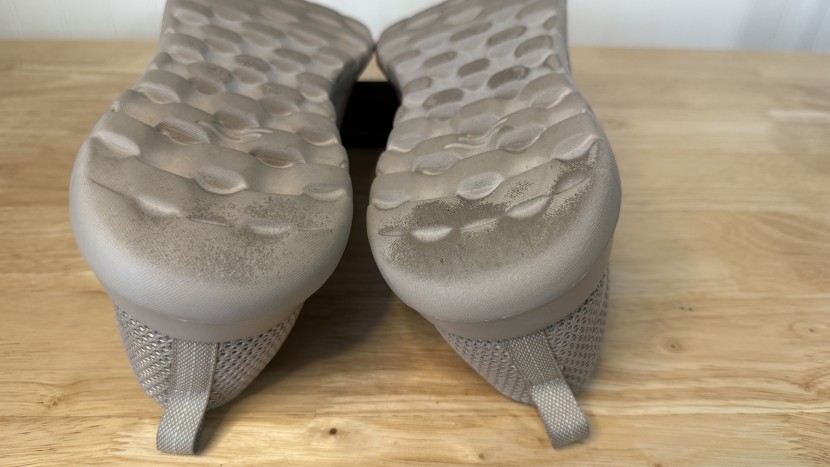 the heel showed a good amount of wear after short testing.