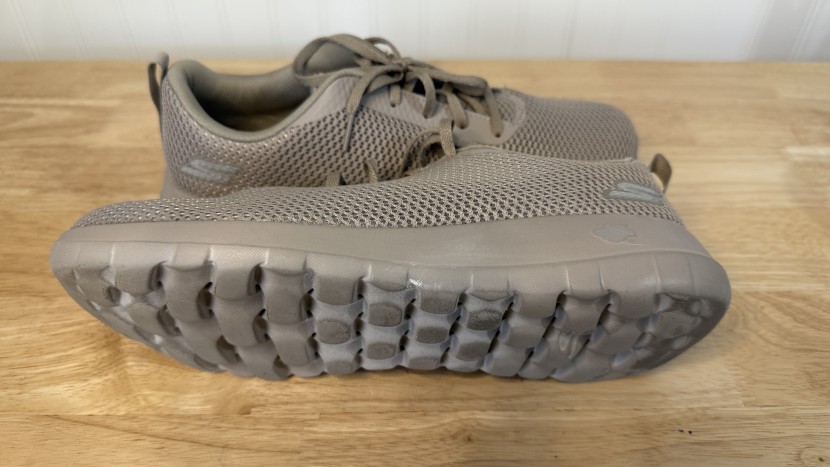 the traction was lacking on most surfaces with this design.