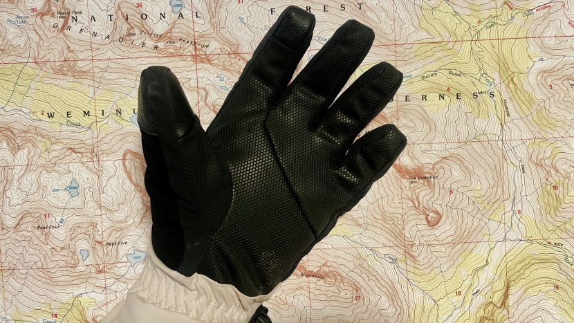 the palm and fingers look the same as the day we received these...