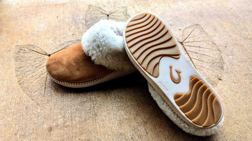 slippers womens - the kui&#039;i features durable and stylish stitching, a premium leather...