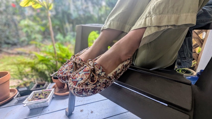 slippers womens - our testers found that the minnetoka does run small, so if you have...