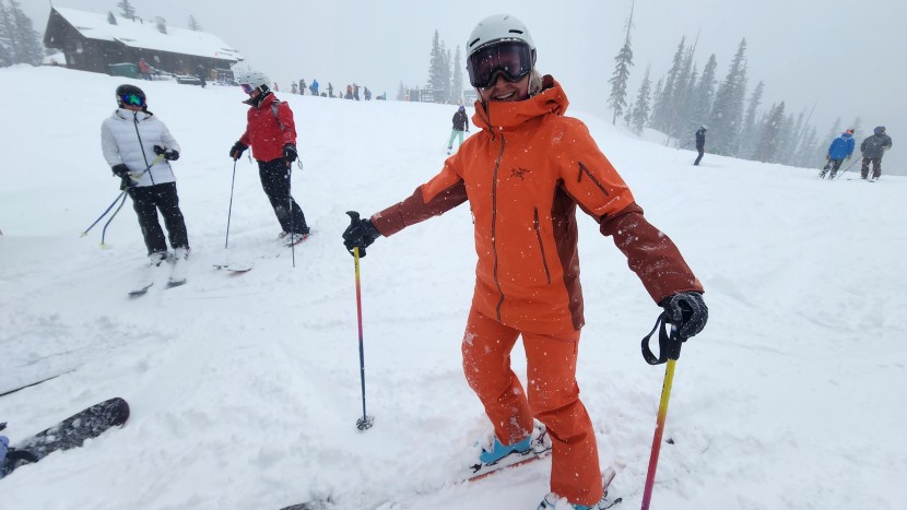 ski jacket womens - staying warm (and dry!) in the sentinel on a cold powder day.