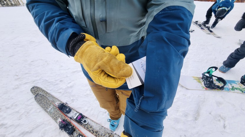 outdoor research carbide for women - season pass pocket convenient for scanning on the or carbide.