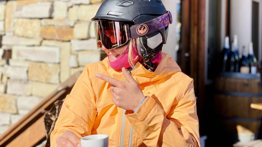 ski jacket womens - our goal is to help you find the best kit to stay warm, dry, and...