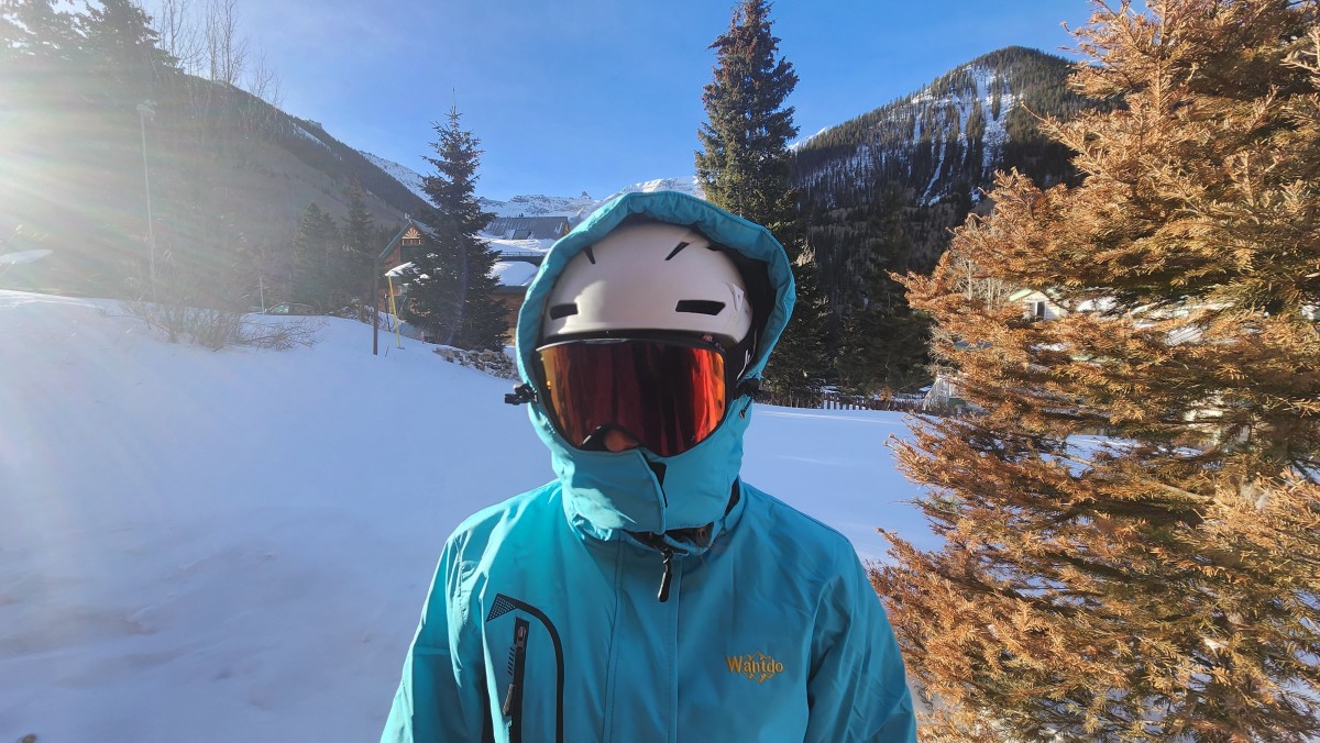 Wantdo Mountain Hooded - Women's Review (The Wantdo jacket will do just fine for a few ski days per year.)