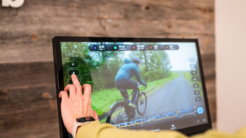 nordictrack x24 exercise bike - you can quickly adjust the speed and incline using these buttons...