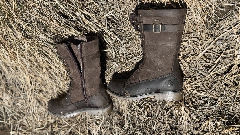 kamik rogue tall - the &quot;sealed seams&quot; did not hold up in flowing water as well as we...