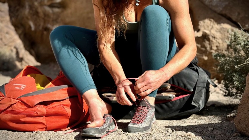 approach shoes womens - easy bouldering circuits were a great opportunity for testing the...