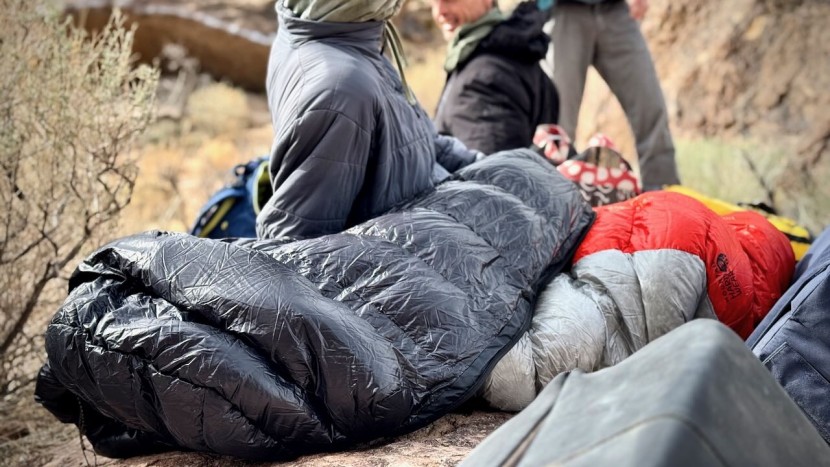 sleeping bag womens - the phantom 15 construction includes 800 fill down along with extra...