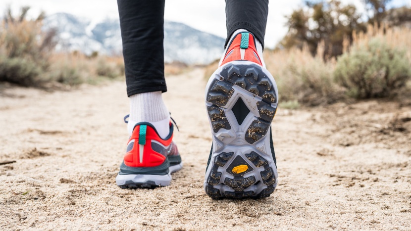 trail running shoes men - the mafate speed 4 have aggressive, deep, multidirectional lugs...