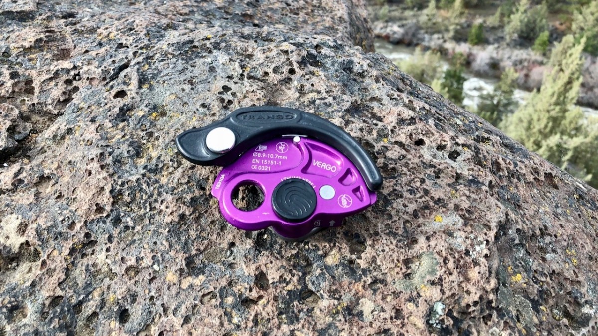 Trango Vergo Review (The Vergo is an active assisted braking device that has a very simple and ergonomic way of feeding out slack to the...)