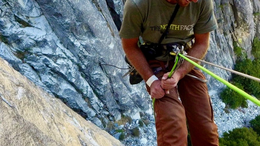 black diamond atc guide - the black diamond atc guide is a great belay device for multi-pitch...