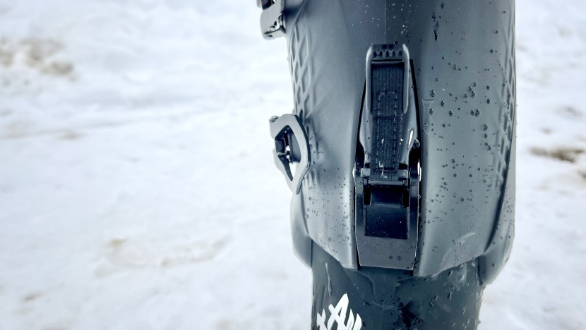 when the rossignol alltrack 90's walk mode switch is flipped up...