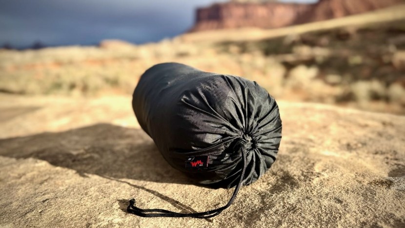 sleeping bag womens - weighing only 1.85 pounds, the alpinlite is one of the lightest bags...