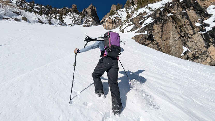 jones snowboard ultralight stratos - lightweight boards are appreciated for moments like this.