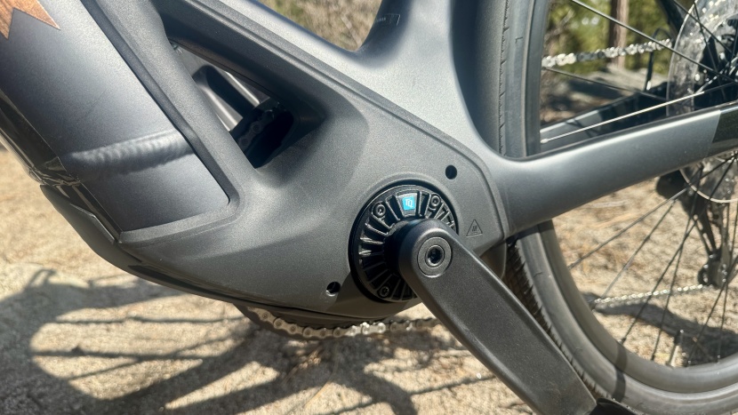 trek fx+7s - the &quot;tiny but mighty&quot; tq motor with a clever handle integrated into...