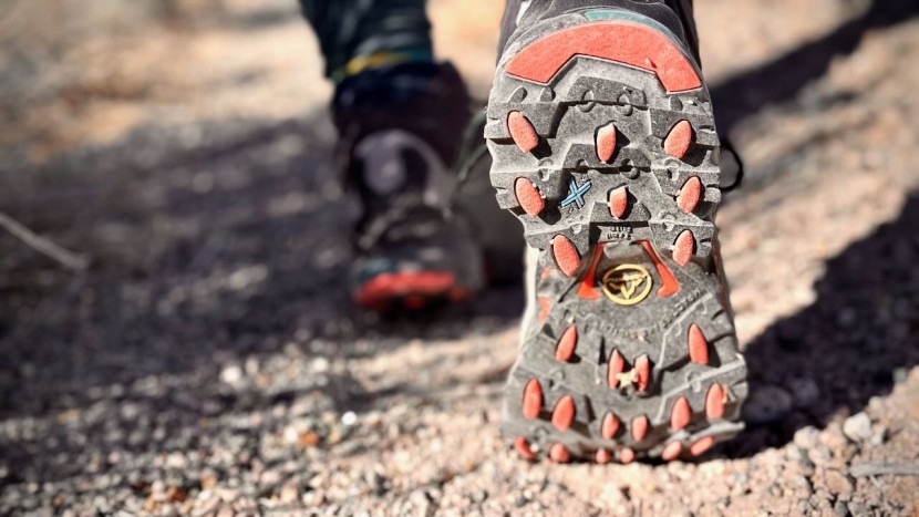 la sportiva ultra raptor ii mid gtx for women - the frixion at 2.0 rubber along with trail bite heel provided...