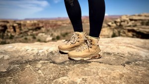 hoka kaha 3 gtx for women