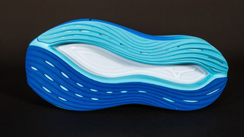 mizuno neo vista for women - the hollowed-out center of the neo vista&#039;s outsole helps provide...