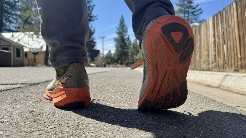 altra experience flow - the tread grips well and doesn&#039;t pick up debris.