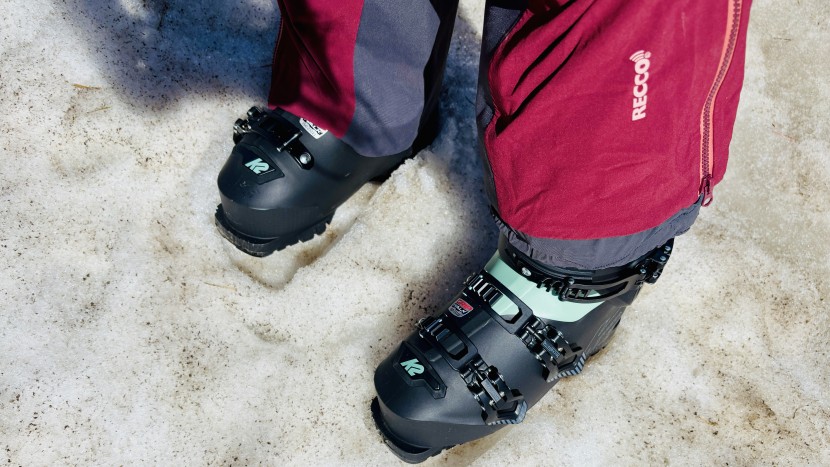 ski boots womens - the 103-mm last of the bfc 75 is perfect for women with wider feet.