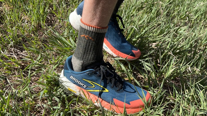 brooks catamount 4 - the catamount 4 provides lightweight comfort with great stability...