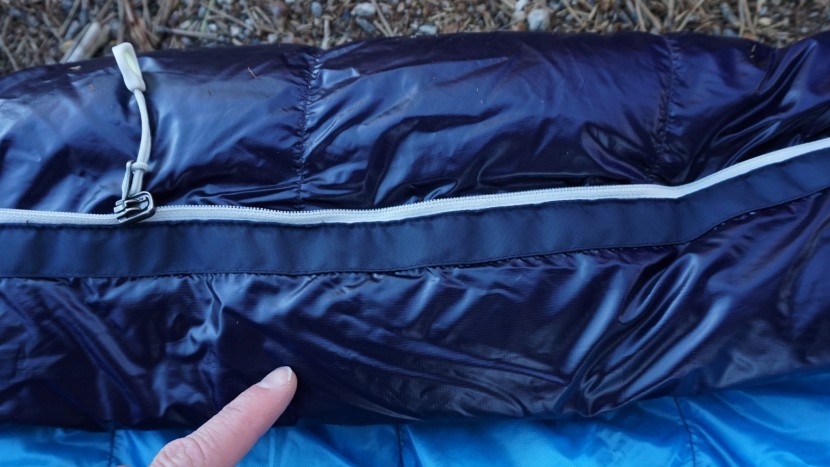 backpacking sleeping bag - this bag has a noticeably big draft tube to prevent heat from...