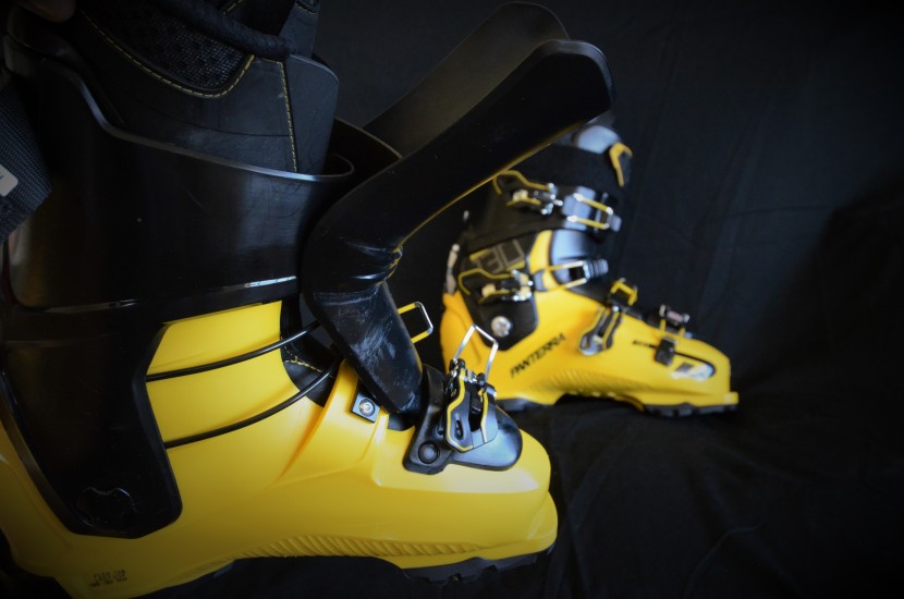 ski boots - dalbello is known for its commitment to the cabrio design. thanks to...