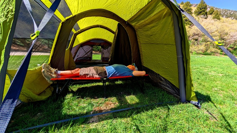 camping cot - checking out the rei co-op campwell&#039;s durability. this tester weighs...