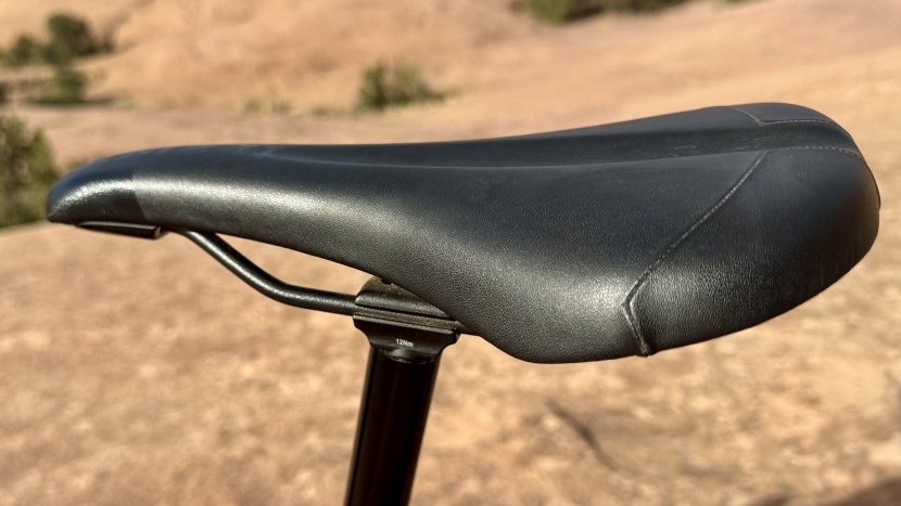 the spec sheet lists the sdg bel-air v3, but our test bike arrived...