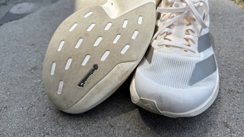 the outsole doesn't offer the most dynamic traction, but it works...