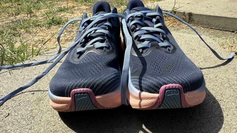 altra torin 8 for women - despite being a somewhat heavy, thicker-feeling shoe, the torin...