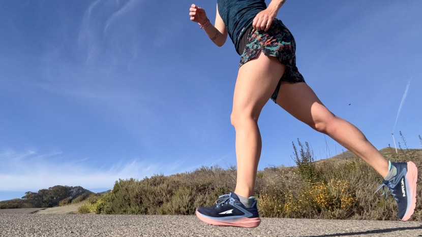 altra torin 8 for women - the structural components of the torin 8 make it a neutrally stable...