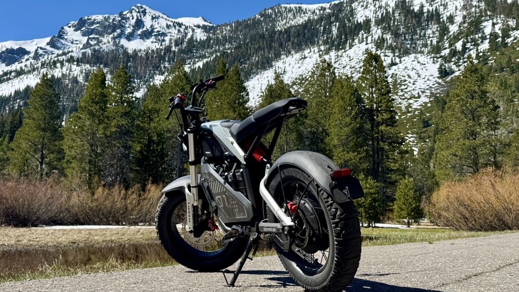 segway xyber - the stylish and capable xyber stands out in a crowded field of bikes...