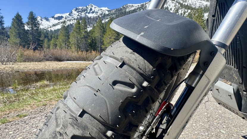 an inverted tread pattern gives the tires a smooth rolling feel on...