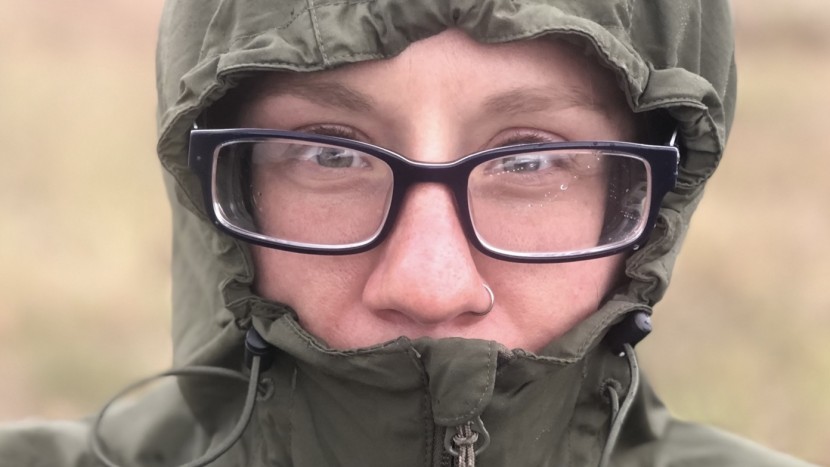 fjallraven high coast for women - hood cinches on the fjallraven high coast allow you to snugly...