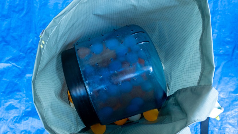 gossamer gear mariposa 60 - a bv500 bear canister can be fit internally into the mariposa in a...