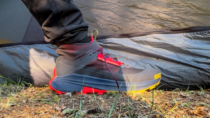 durston x-mid 1p - the bathtub tent floor is integrated with the mesh interior, giving...