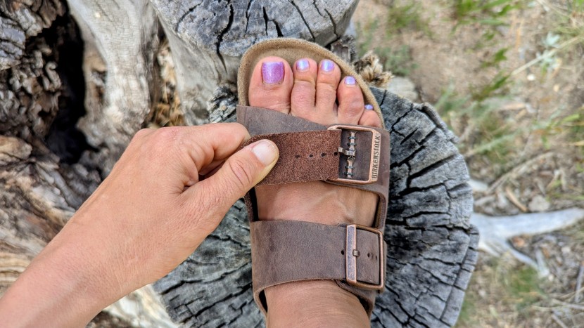 birkenstock arizona soft footbed for women - buckle up for an easy slide into one of the most comfortable sandals...