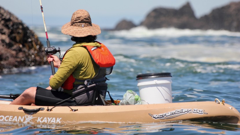 life jacket - the mesh lower panel helps to keep you cool and makes sitting in a...