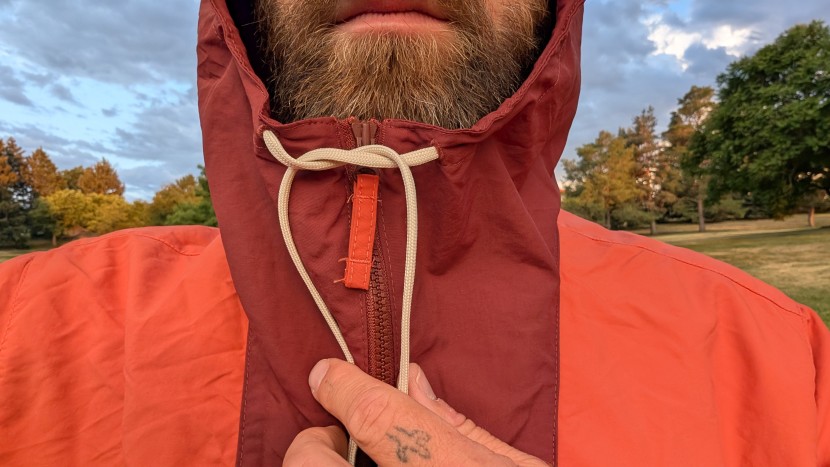 columbia spire valley - the spire valley&#039;s hood has a simple cinch mechanism around the face...