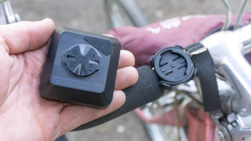 bike computer - the cycplus g1 has a classic quarter-turn mount that lets you...