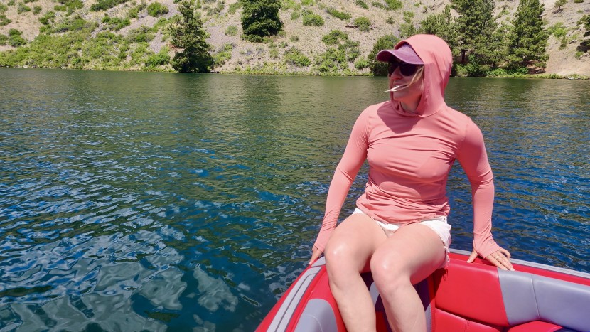 mountain hardwear crater lake long sleeve hoody for women - the stretchy, loose hood doesn't inhibit movement.