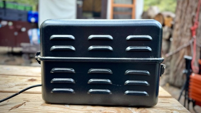 when operating in high winds, the grill can be strategically placed...