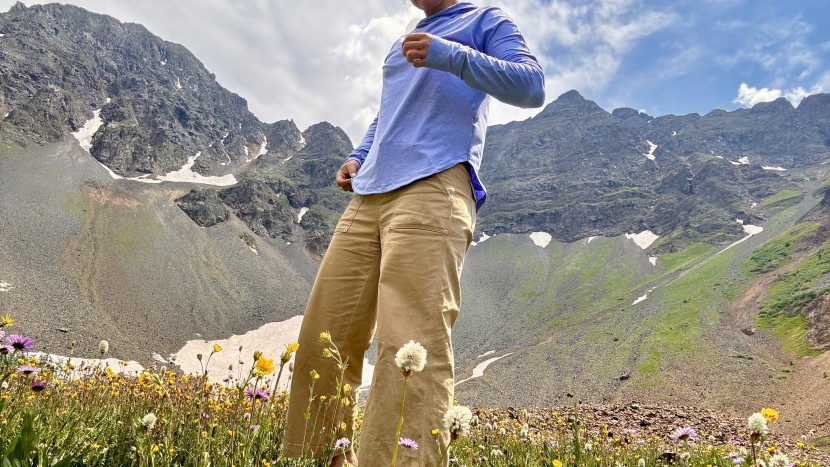 sun shirt womens - the high sides of the rei sahara shade hoody promote maximum airflow.