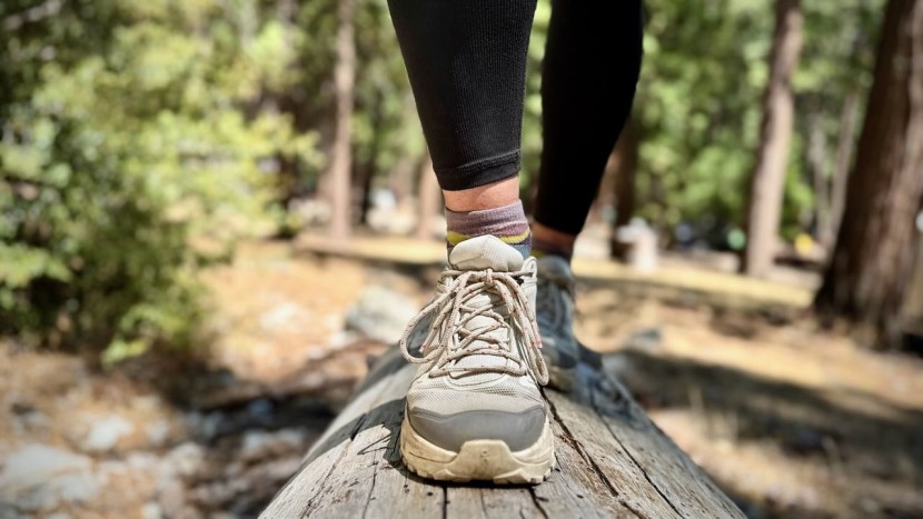 on cloudrock low waterproof for women - the cloudrock is the perfect shoe for day hikes thanks to ample...