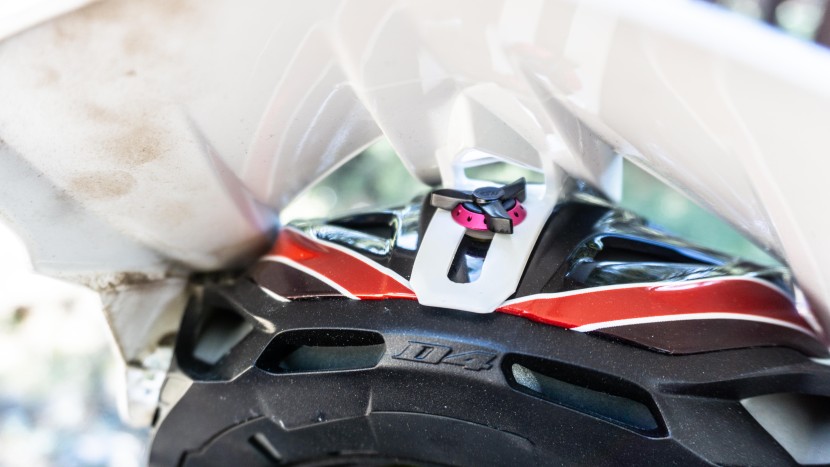 troy lee designs d4 polyacrylite - in addition to its durability, we appreciated the visor&#039;s...
