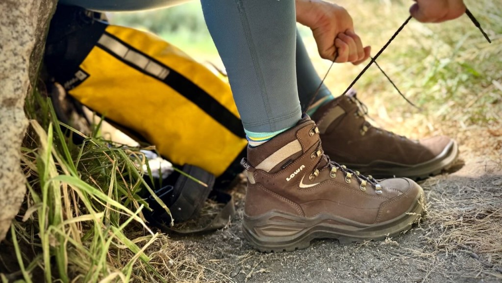 lowa renegade evo gtx mid for women - this more traditional hiking boot features a high quality...