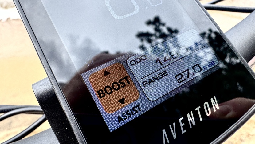 aventon aventure.3 - the display uses colors and graphics to convey the bike&#039;s...