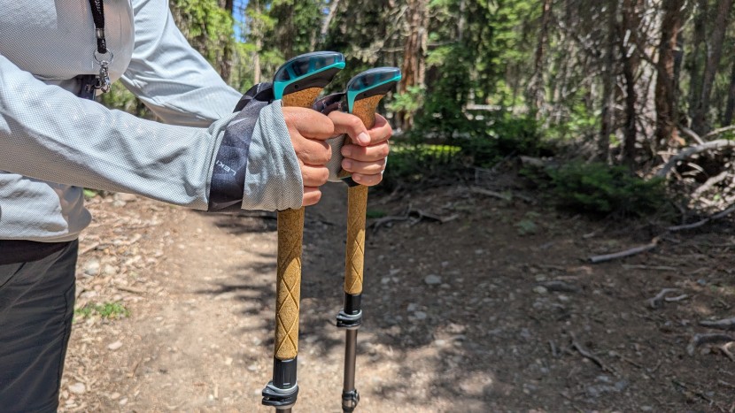 leki cressida fx carbon - showcasing the cressida&#039;s cork extending down the shaft of the pole.